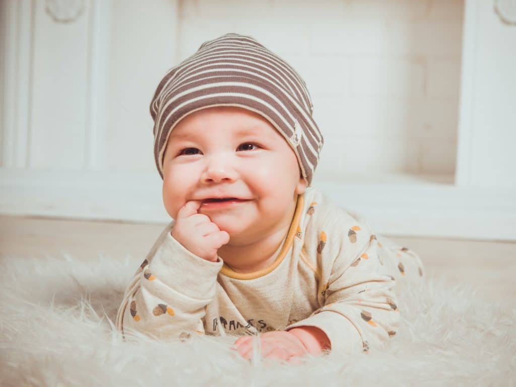 Los bebés alimentados con leche de fórmula deben estar igual de nutridos que los que se alimentan con lactancia materna