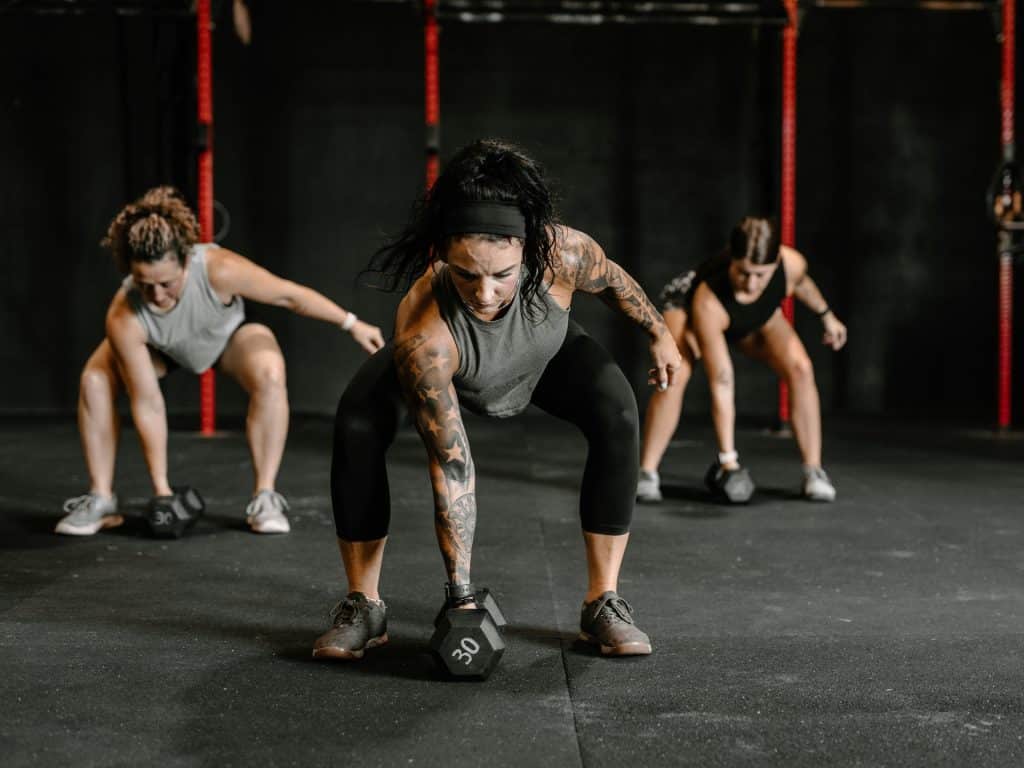 Women train with weights and follow a paleo diet