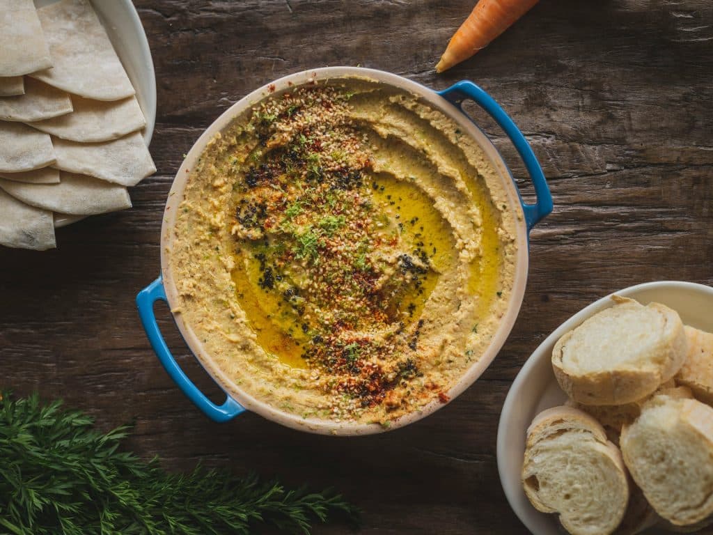 Hummus y pan pita